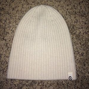 Lulu lemon beanie
